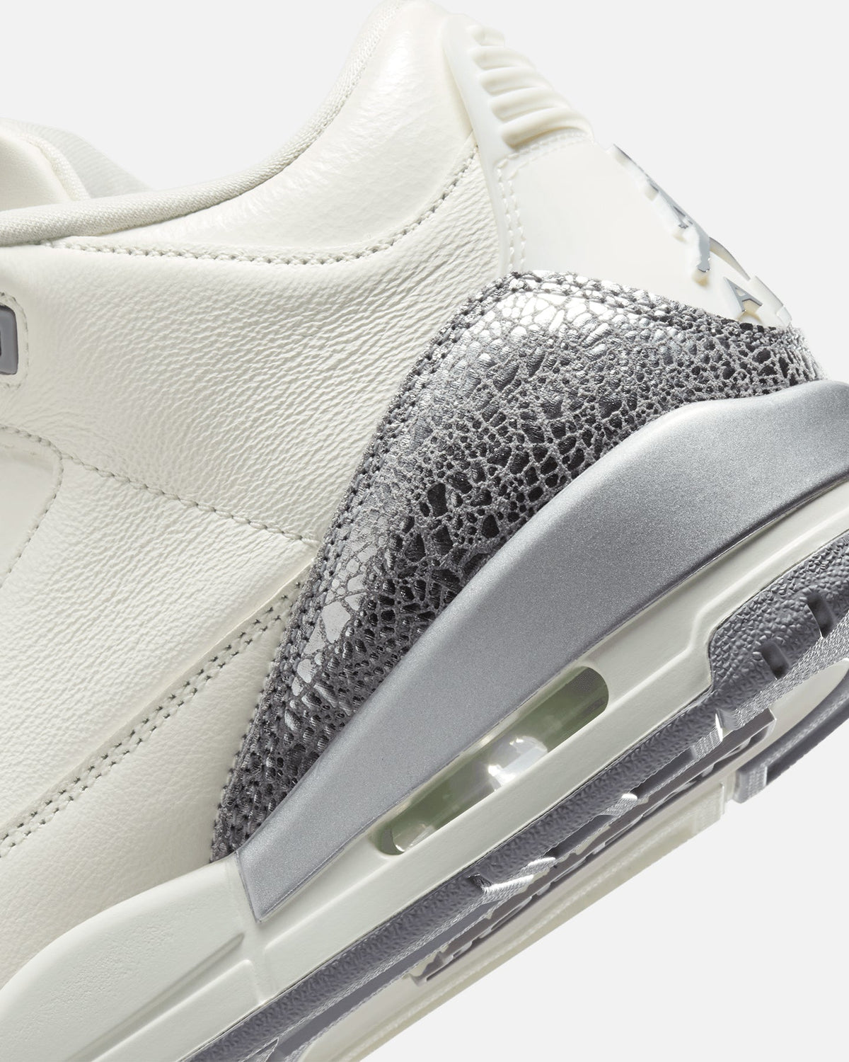 Women's Air 3 Retro "Metallic Silver" Sail/Cement Grey