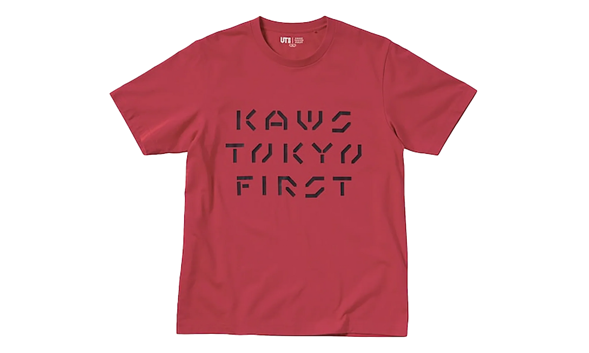Uniqlo Tokyo First T-Shirt "Red" KAWS202462