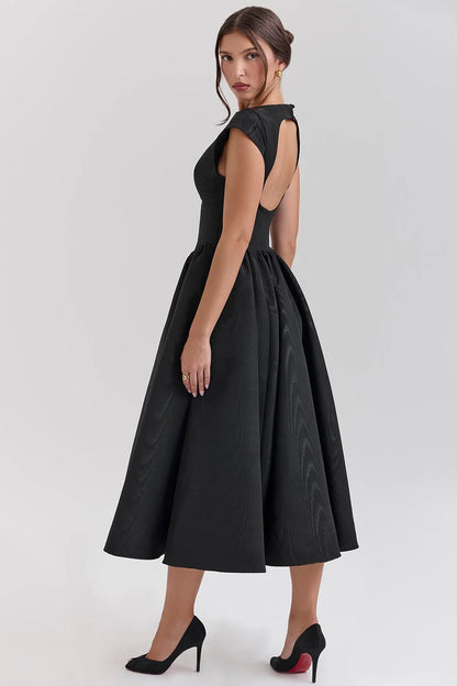 Livette –  Silhouet Maxi Dress