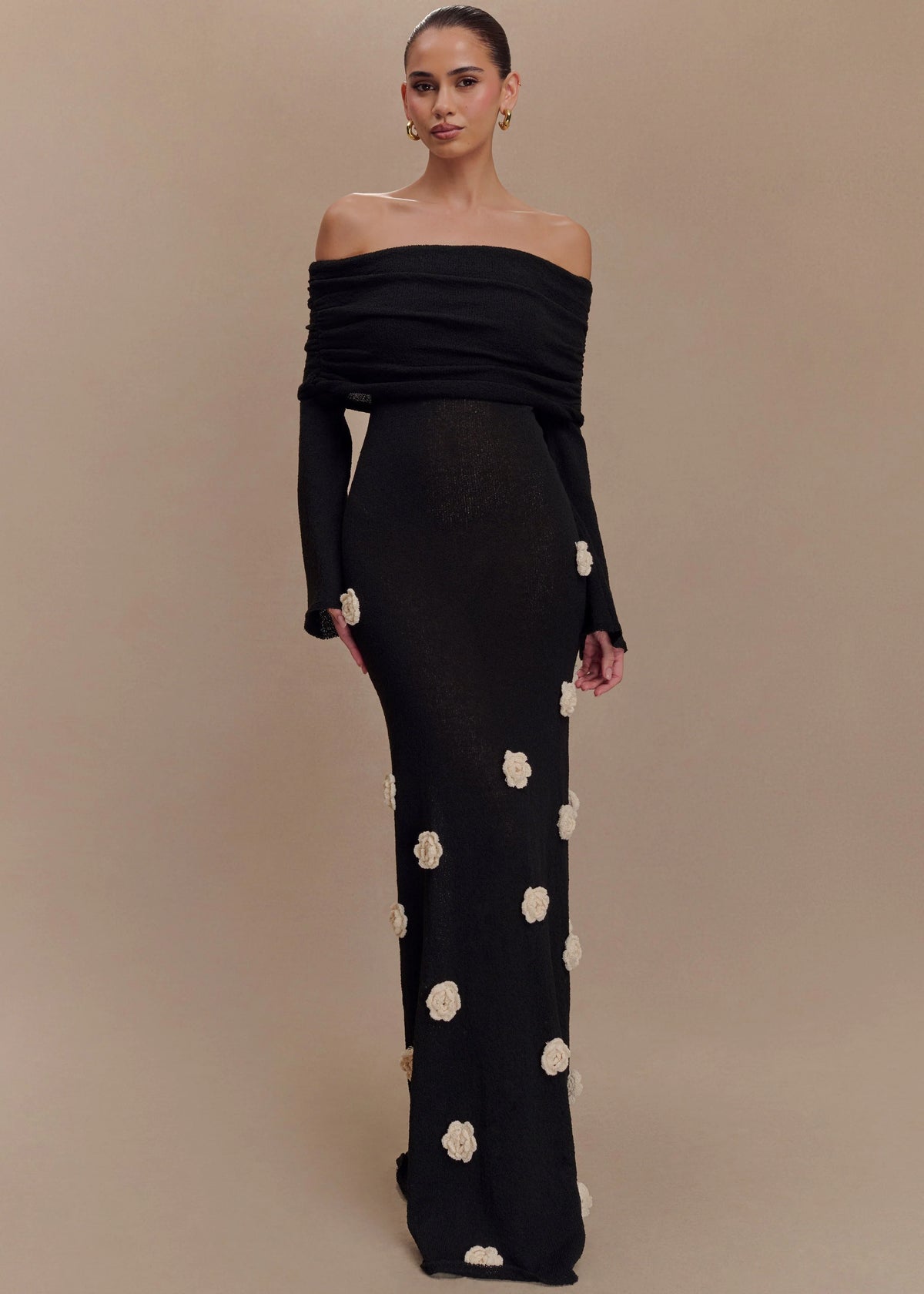Livette - Shoulder Knit Maxi Dress
