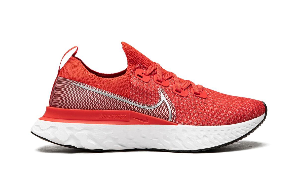 REACT INFINITY RUN FLYKNI MNS WMNS DC2054 600