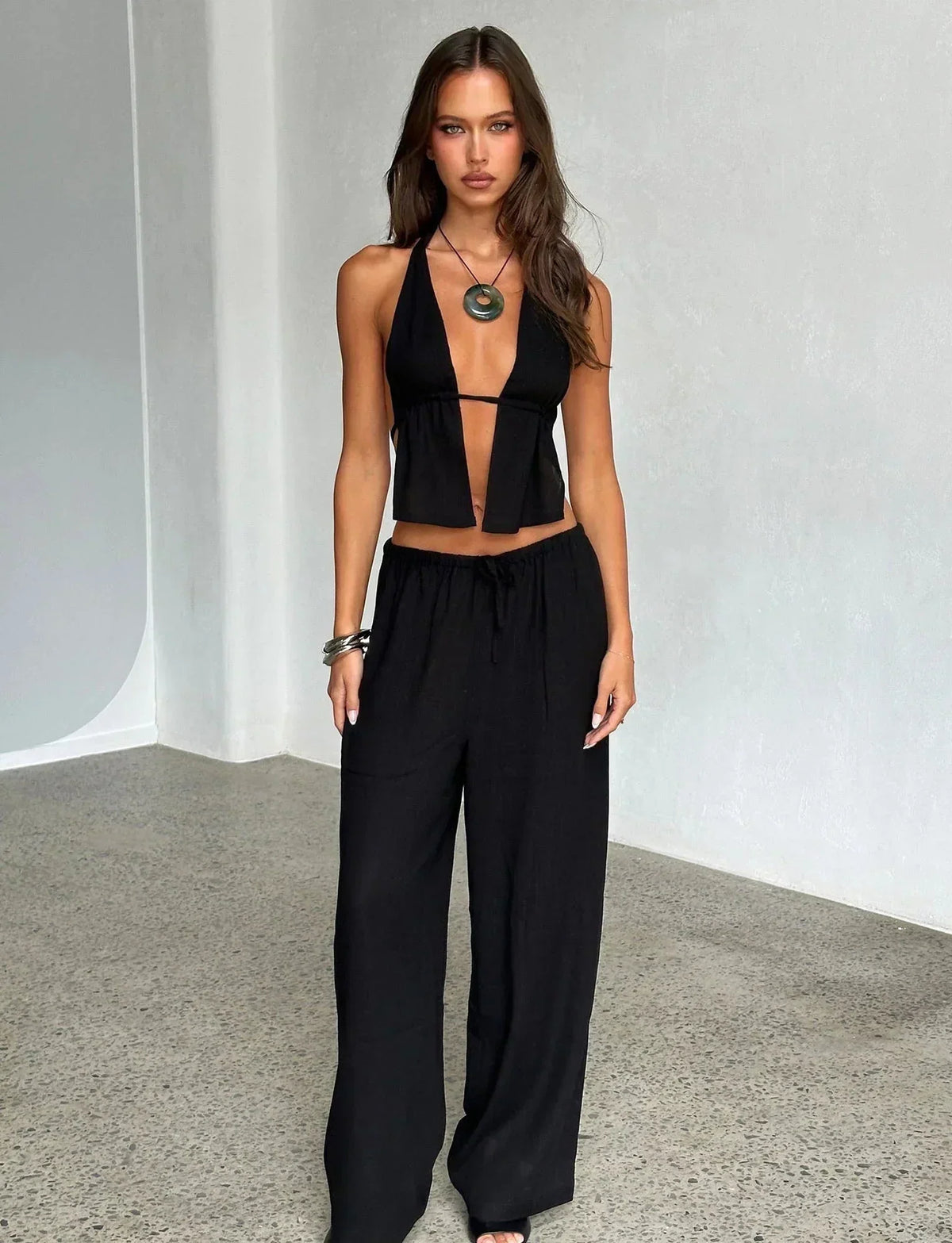 Mireza – Halter top &amp; wide leg set with open details