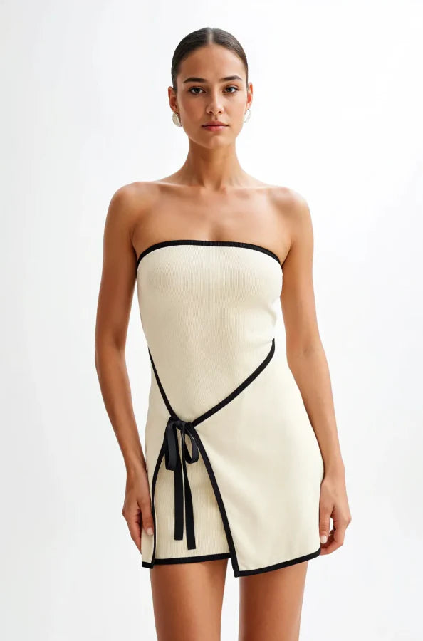 Oriane – Strapless knit dress with bow detail