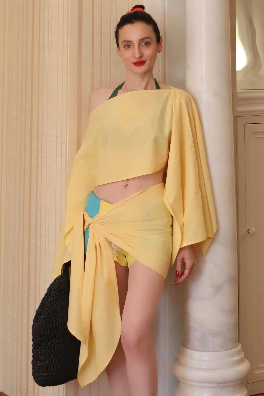 Maelisca – Asymmetric off-shoulder set with high slit