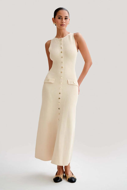 Mila - Sleeveless Buttoned Maxi Dress