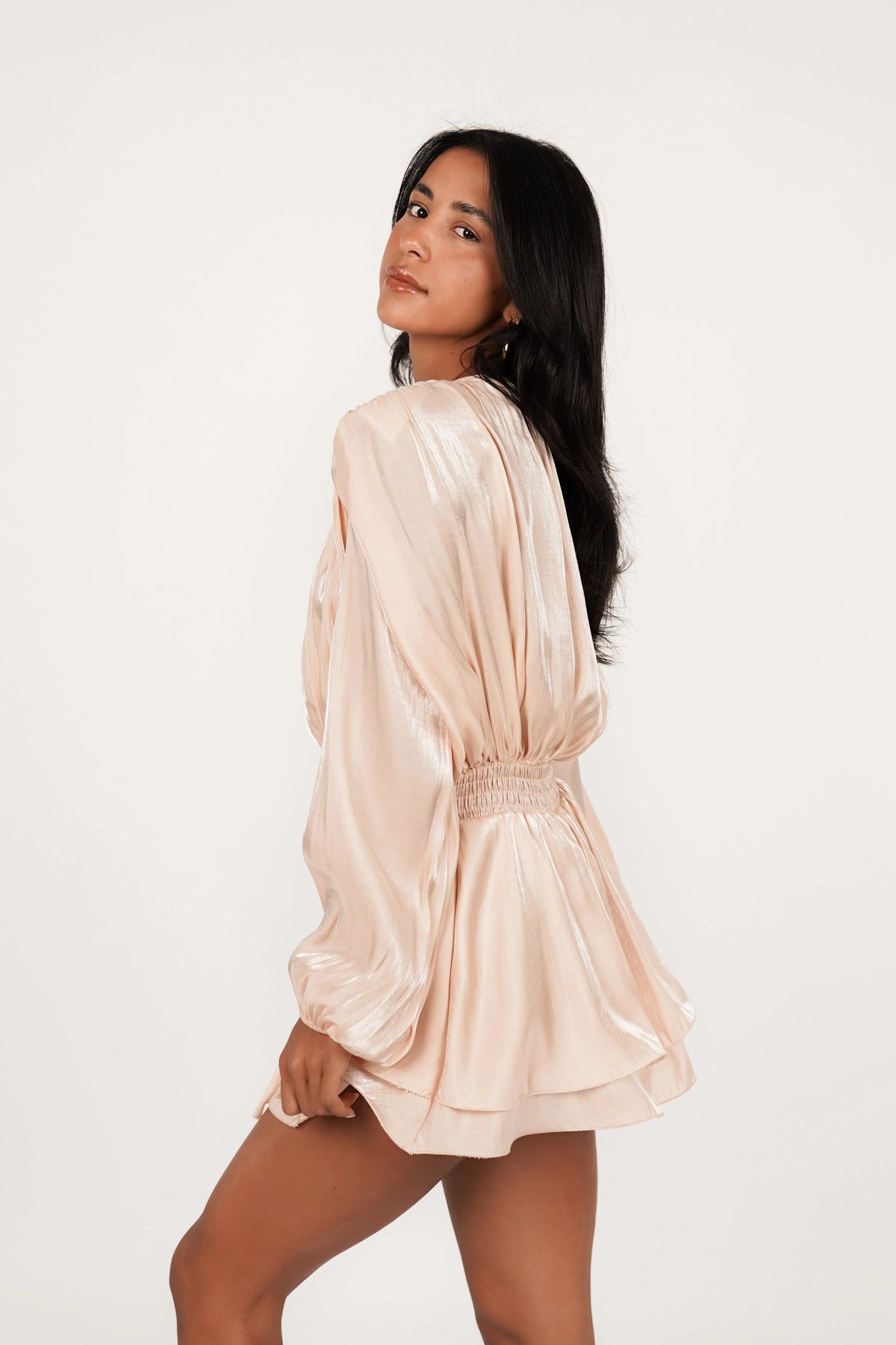 Sarelia – Satin Mini Dress