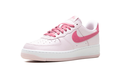 Air Force 1 Low WMNS "Valentine's Day (2026)" IO8755 600