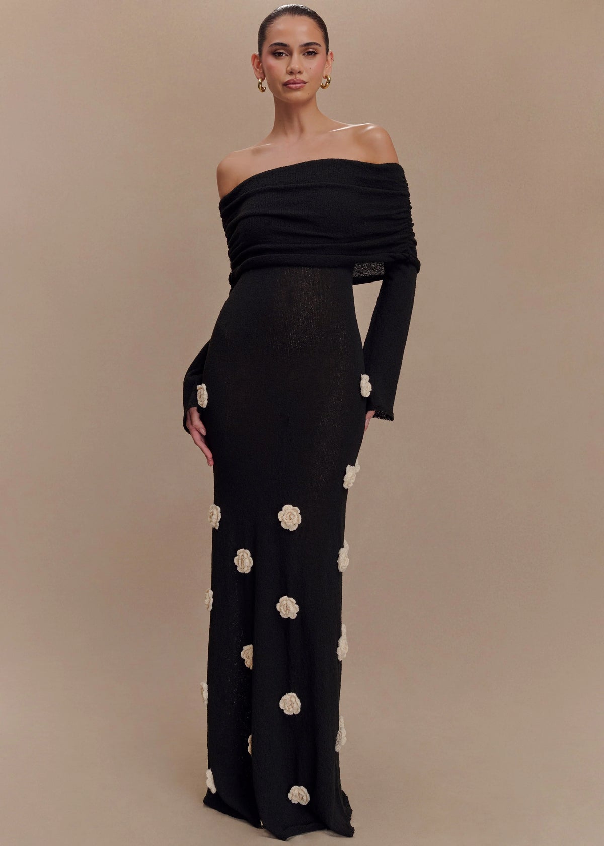 Livette - Shoulder Knit Maxi Dress