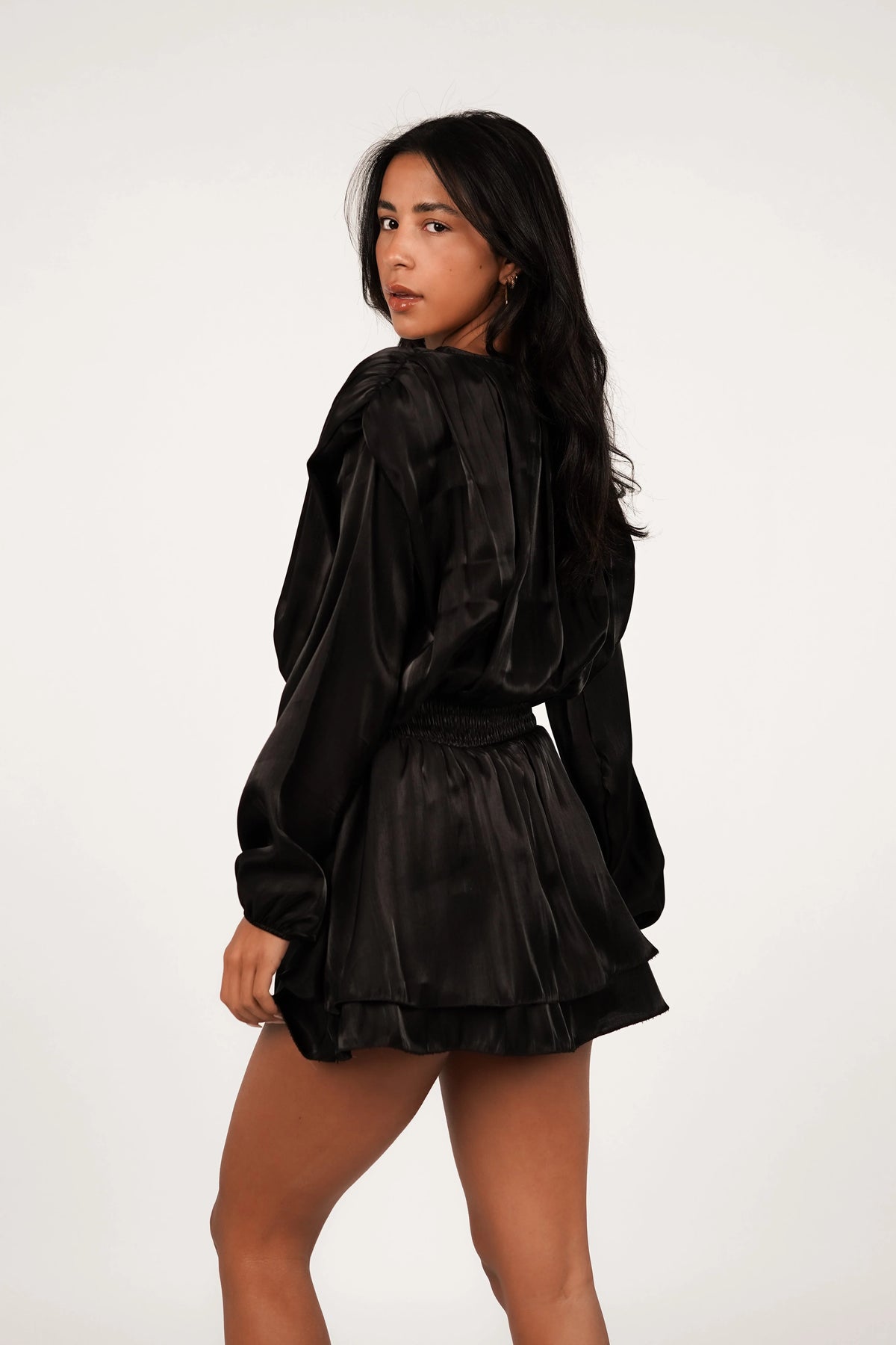 Sarelia – Satin Mini Dress