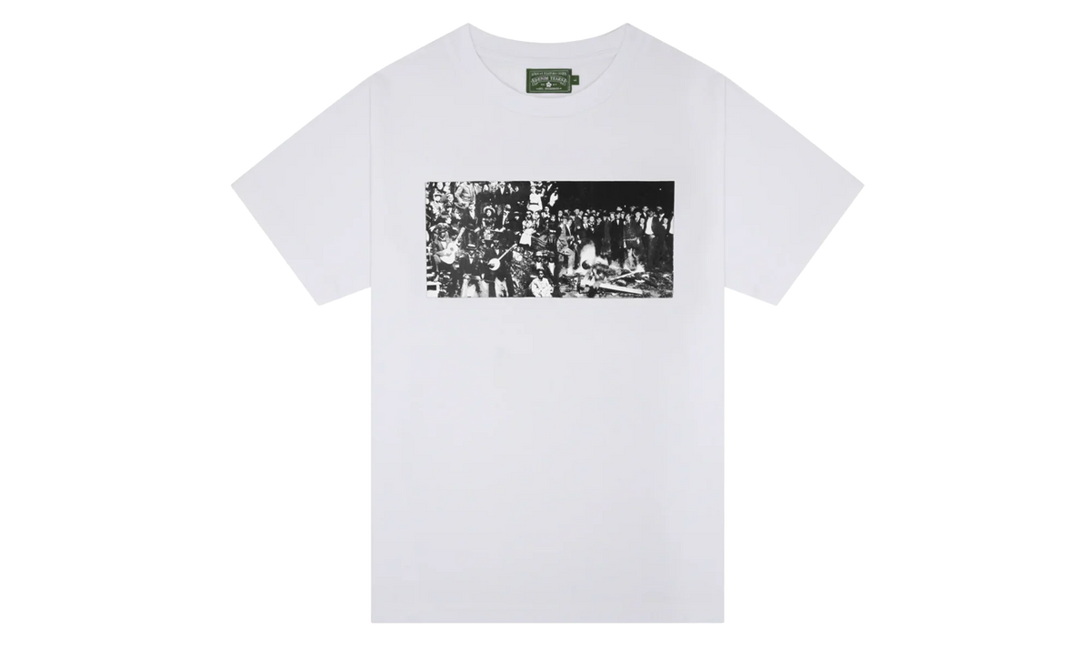 Entertainment Short Sleeve Tee "White" DT365