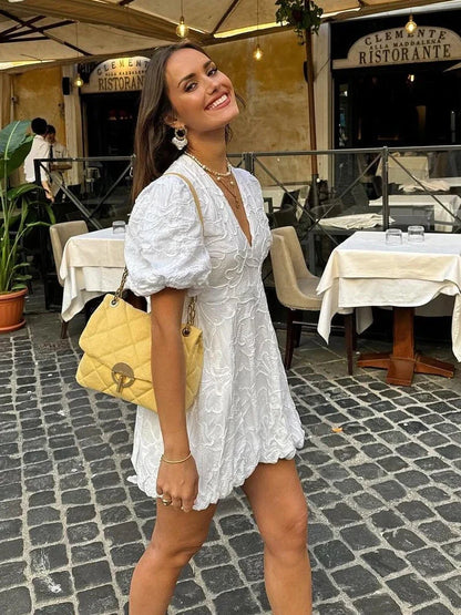Tessa – Romantic midi dress with puff sleeves