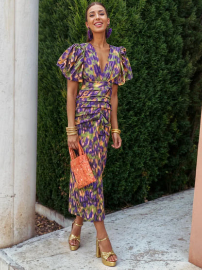 Milviana – Statement Print Midi Dress with Pleated Details