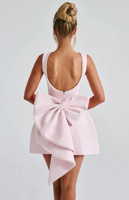 Eleanor - Timeless Elegance with Bow Detail