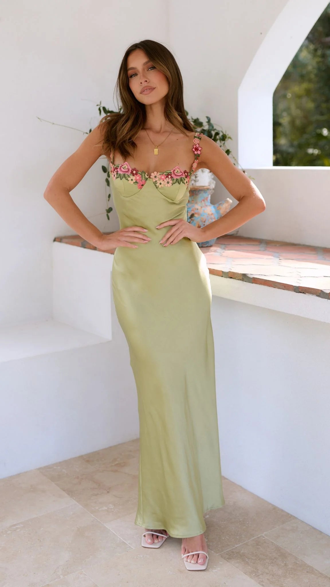 Fiona - Elegant Maxi Dress with Floral Details