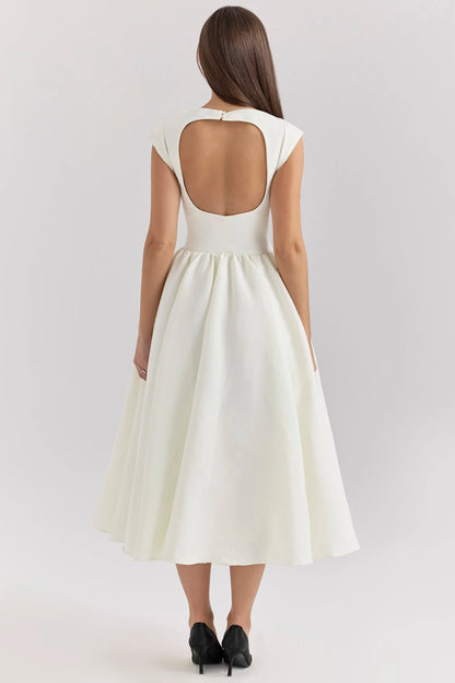 Livette –  Silhouet Maxi Dress