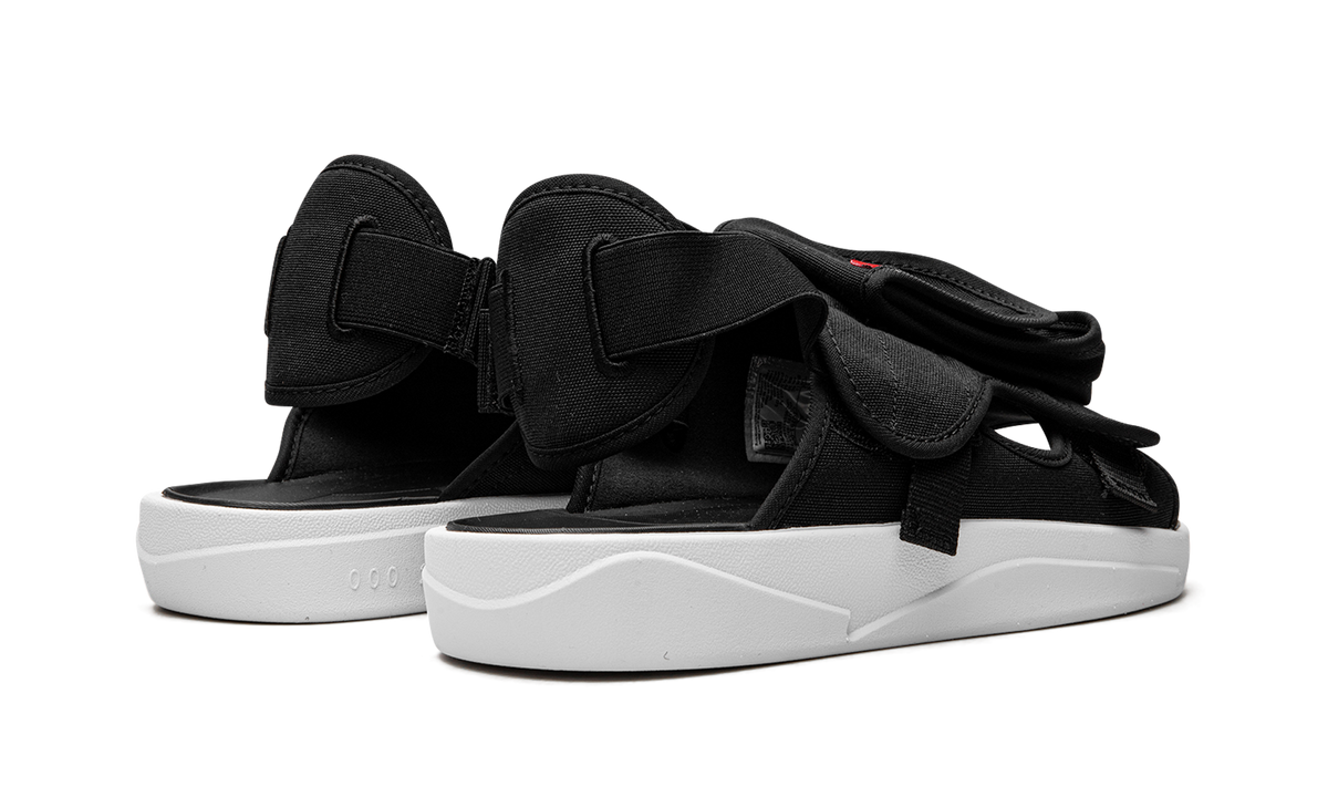 LS Slide "Black / White" CZ0791 006